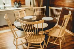 Entire Corton Lodge - Riverfront Group Retreat - Image 2